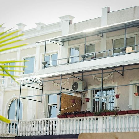 Guest House Esma ซุคุม ภายนอก รูปภาพ
