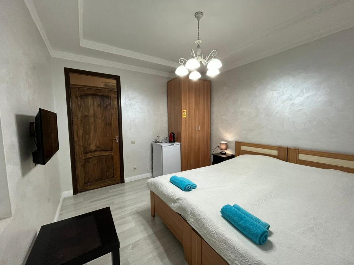 Guest House Esma ซุคุม ภายนอก รูปภาพ