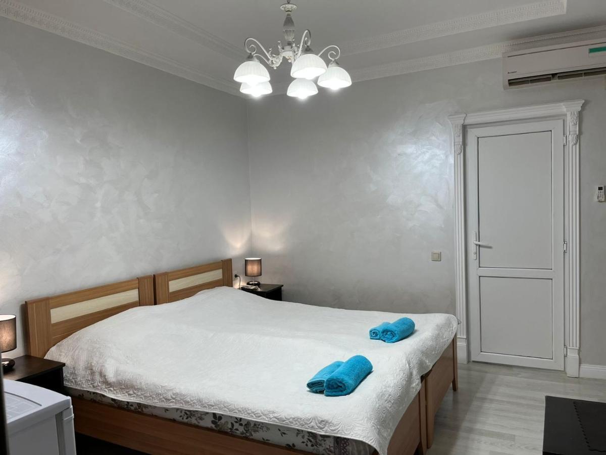 Guest House Esma ซุคุม ภายนอก รูปภาพ