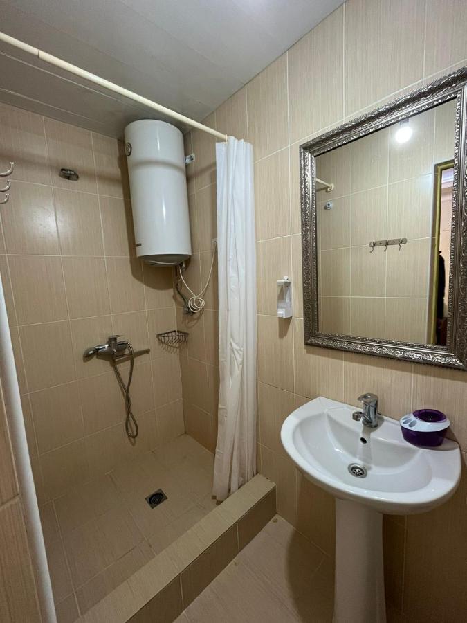 Guest House Esma ซุคุม ภายนอก รูปภาพ
