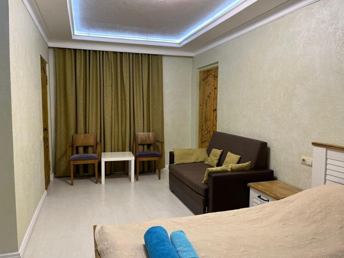 Guest House Esma ซุคุม ภายนอก รูปภาพ