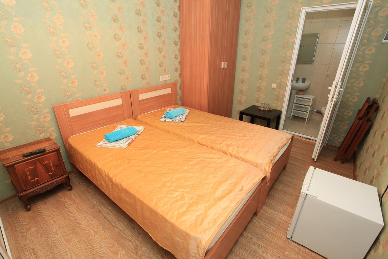 Guest House Esma ซุคุม ภายนอก รูปภาพ