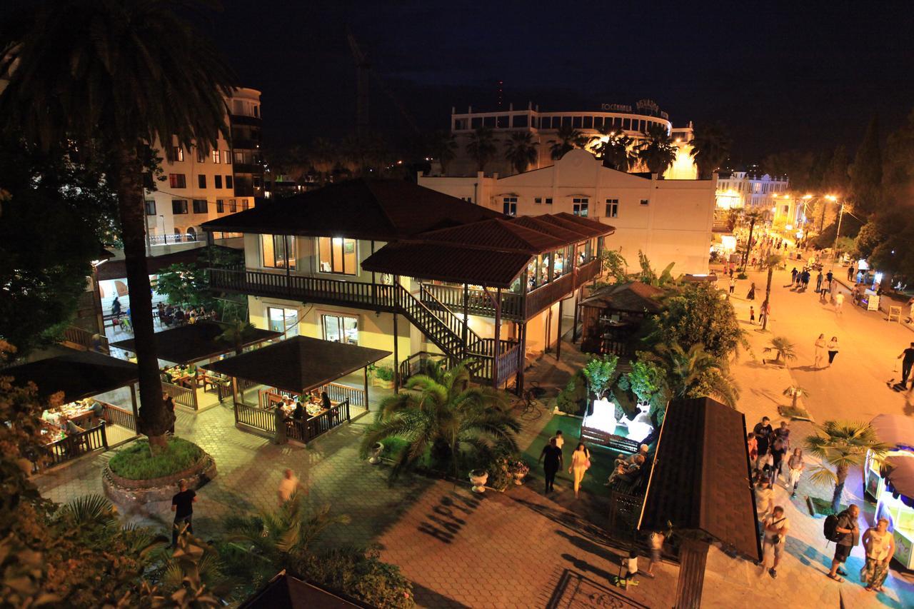 Guest House Esma ซุคุม ภายนอก รูปภาพ