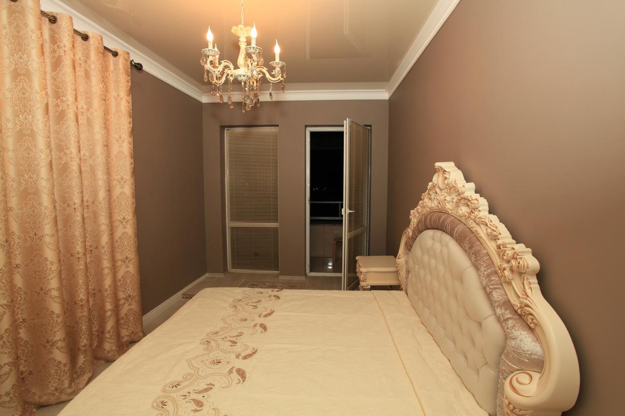 Guest House Esma ซุคุม ภายนอก รูปภาพ