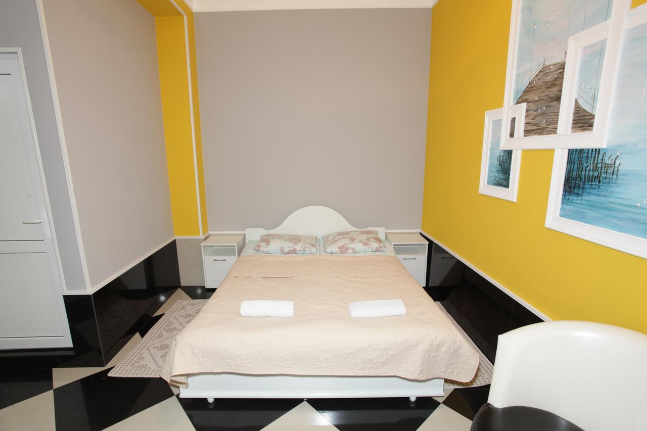Guest House Esma ซุคุม ภายนอก รูปภาพ